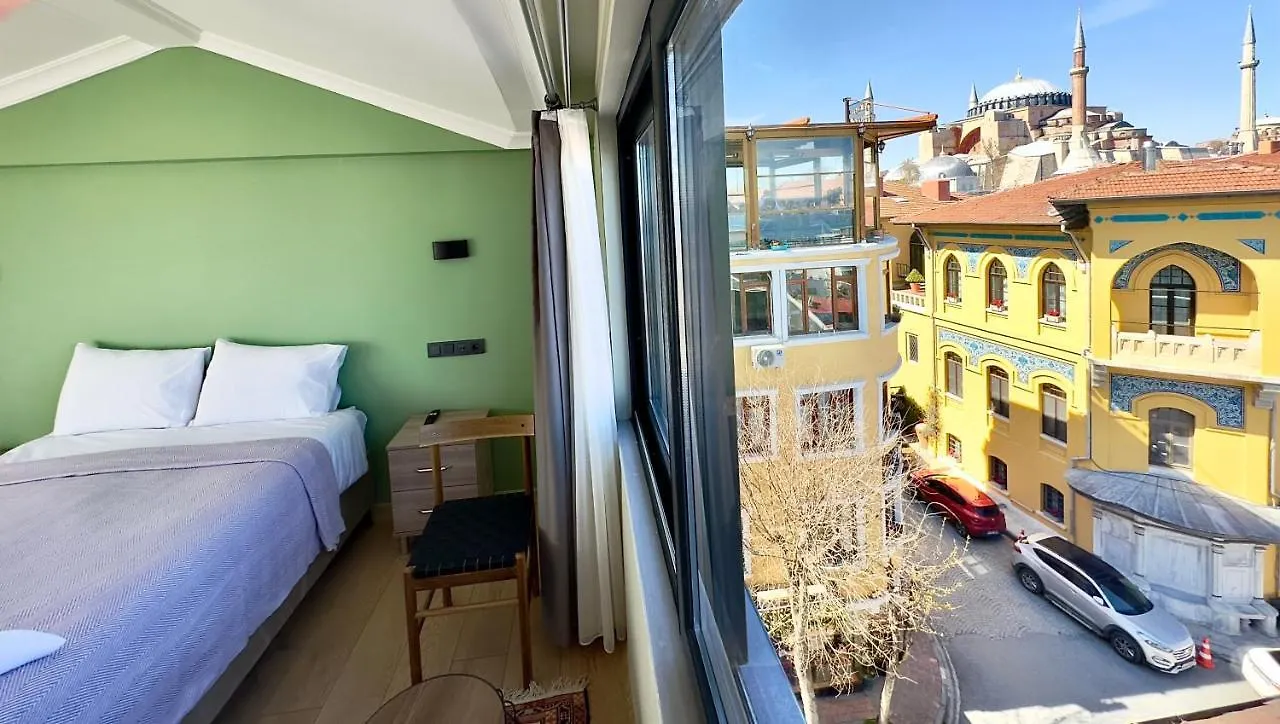Terrace Guesthouse Istanbul 3*,